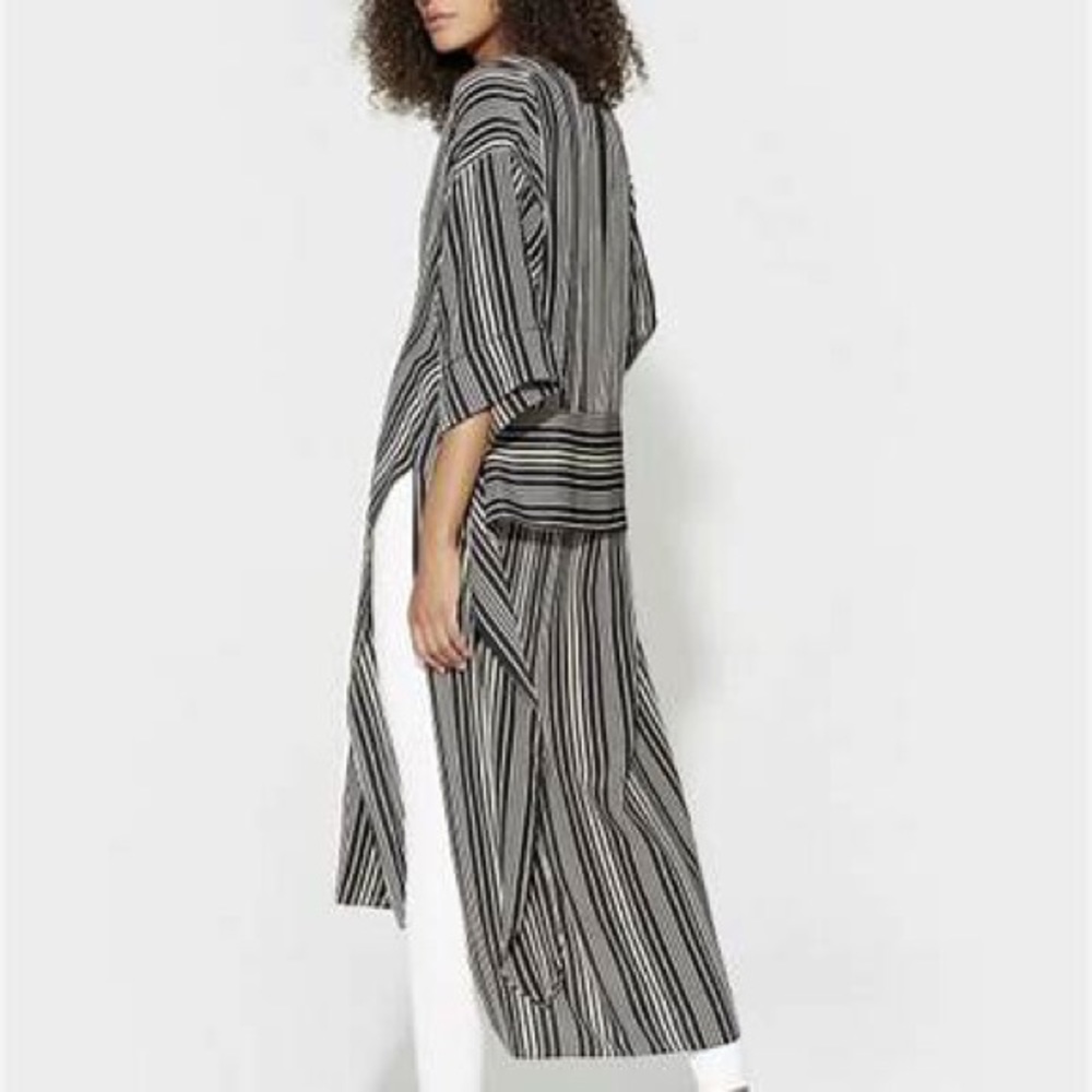 Halston 100% Silk Kimono